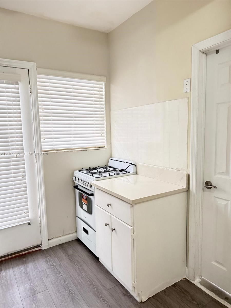 Real estate property located at 1007 Meridian Ave #9, Miami-dade, 1005 Meridian Condo, Miami Beach, FL