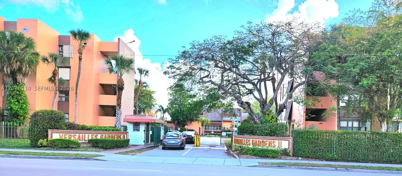 Real estate property located at 9420 Flagler St #103, Miami-dade, Versailles Gardens Ii Con, Miami, FL
