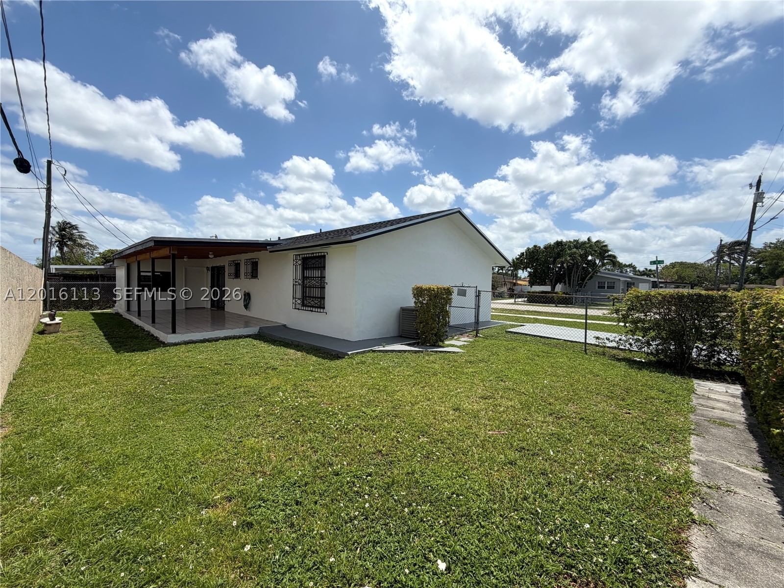 Real estate property located at 7993 9th Ter, Miami-dade, Fontainbleau Gdns, Miami, FL