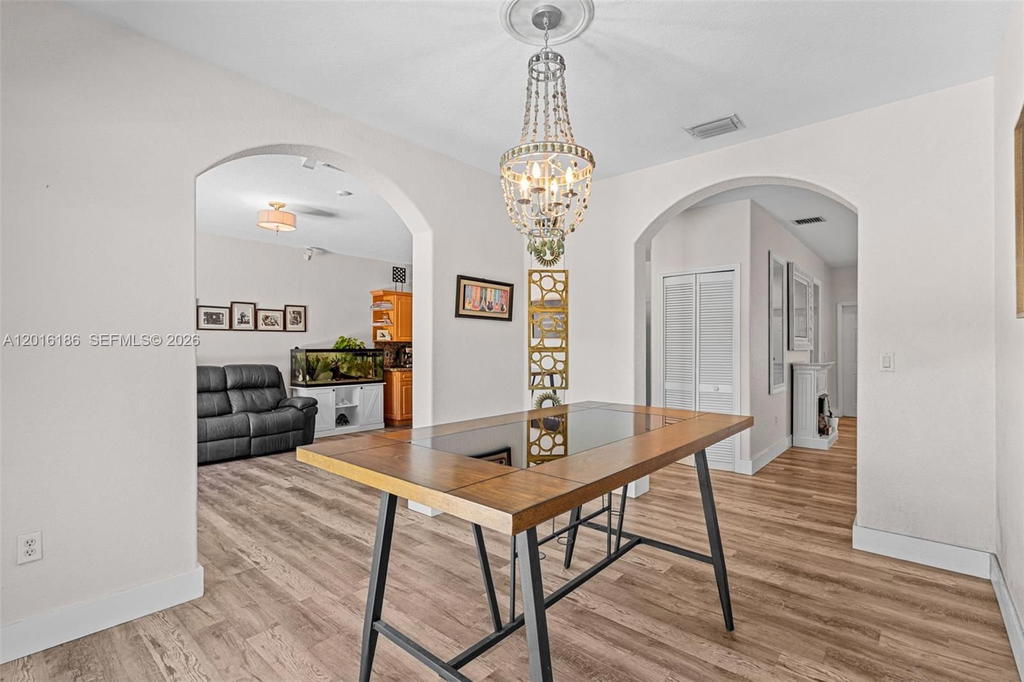Real estate property located at 16238 91st Ave, Miami-dade, Royal Garden Estates, Miami Lakes, FL