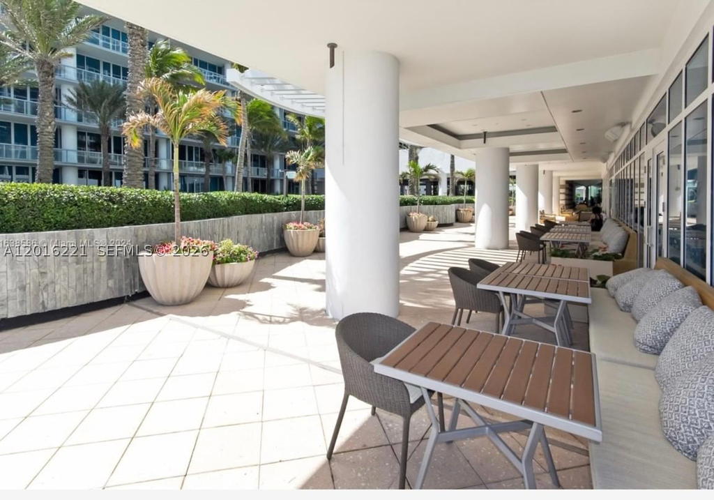 Real estate property located at 6801 Collins Ave #718 (deed 707), Miami-dade, Central Carillon Beach Co, Miami Beach, FL