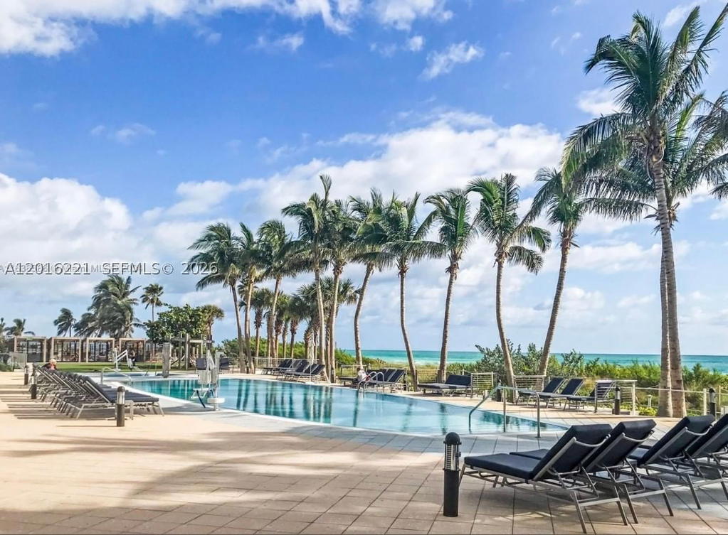 Real estate property located at 6801 Collins Ave #718 (deed 707), Miami-dade, Central Carillon Beach Co, Miami Beach, FL