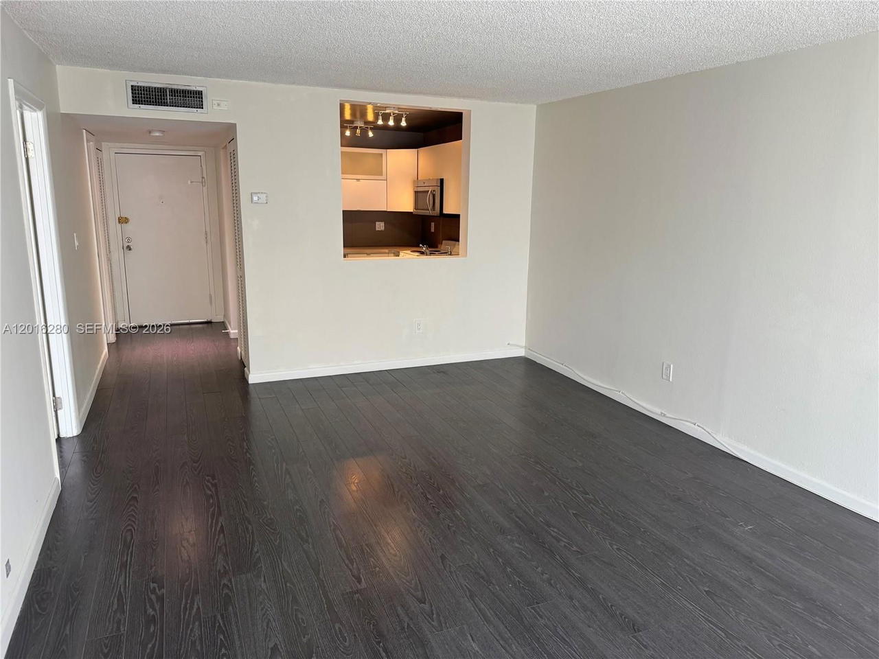 Real estate property located at 492 165th St Rd C-314, Miami-dade, Montecarlo Condo, Miami, FL