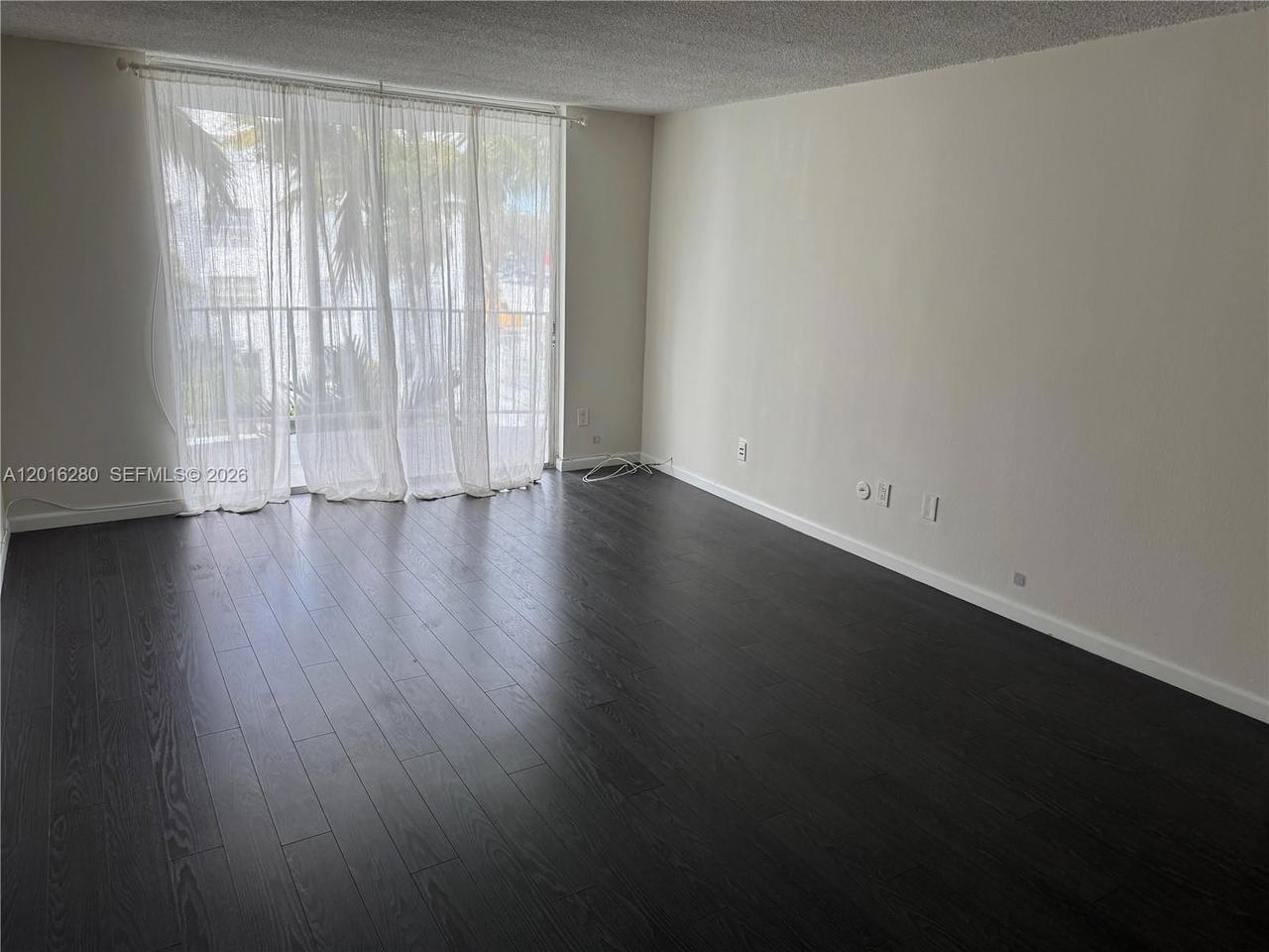 Real estate property located at 492 165th St Rd C-314, Miami-dade, Montecarlo Condo, Miami, FL