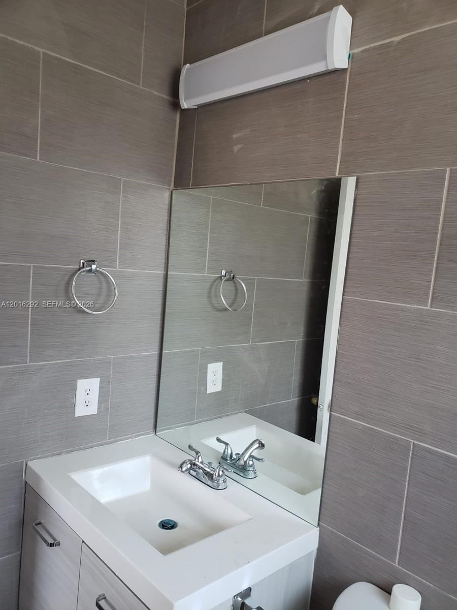 Real estate property located at , Miami-dade, Segovia Gardens Condo, Miami, FL