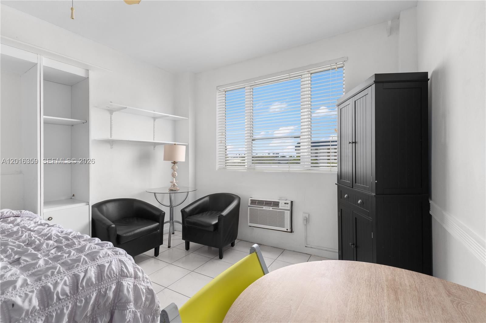 Real estate property located at 255 24th St #432, Miami-dade, The Mantell Condo, Miami Beach, FL