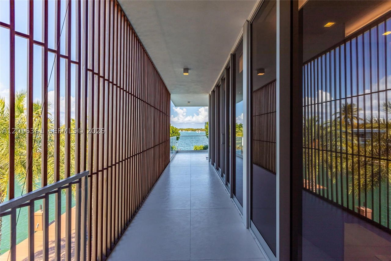 Real estate property located at 13390 Biscayne Bay Dr, Miami-dade, Keystone Island #5, North Miami, FL