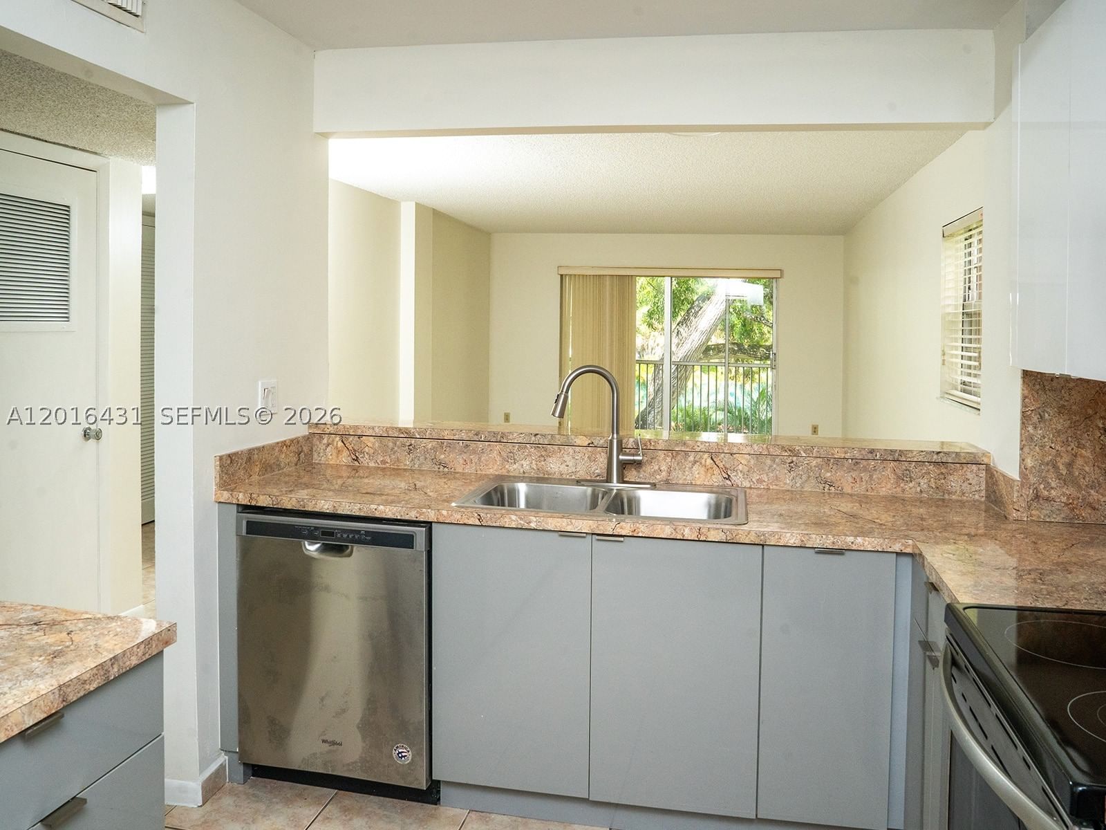 Real estate property located at 1100 87th Ave #308, Broward, Sherwood Square Condomini, Coral Springs, FL