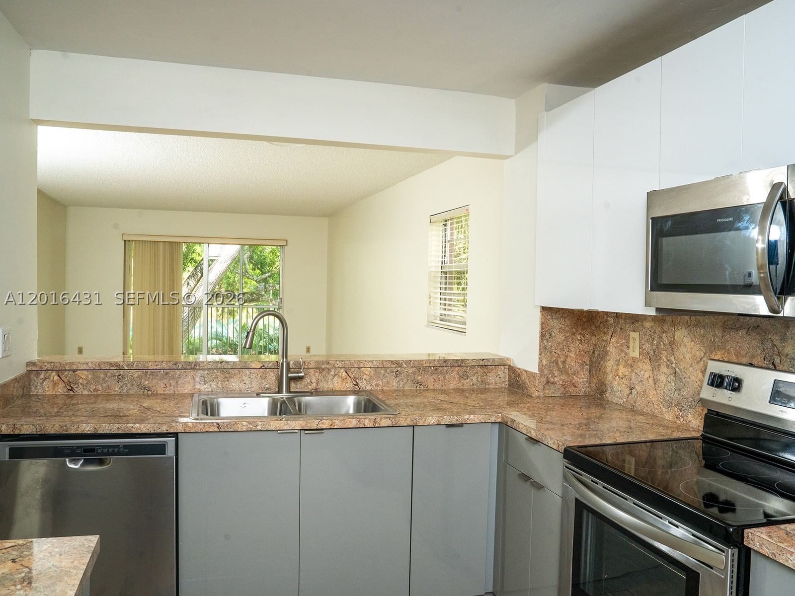 Real estate property located at 1100 87th Ave #308, Broward, Sherwood Square Condomini, Coral Springs, FL