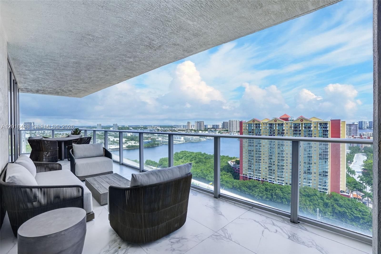 Real estate property located at 330 Sunny Isles Blvd #5-2301, Miami-dade, Parque Towers Condo, Sunny Isles Beach, FL