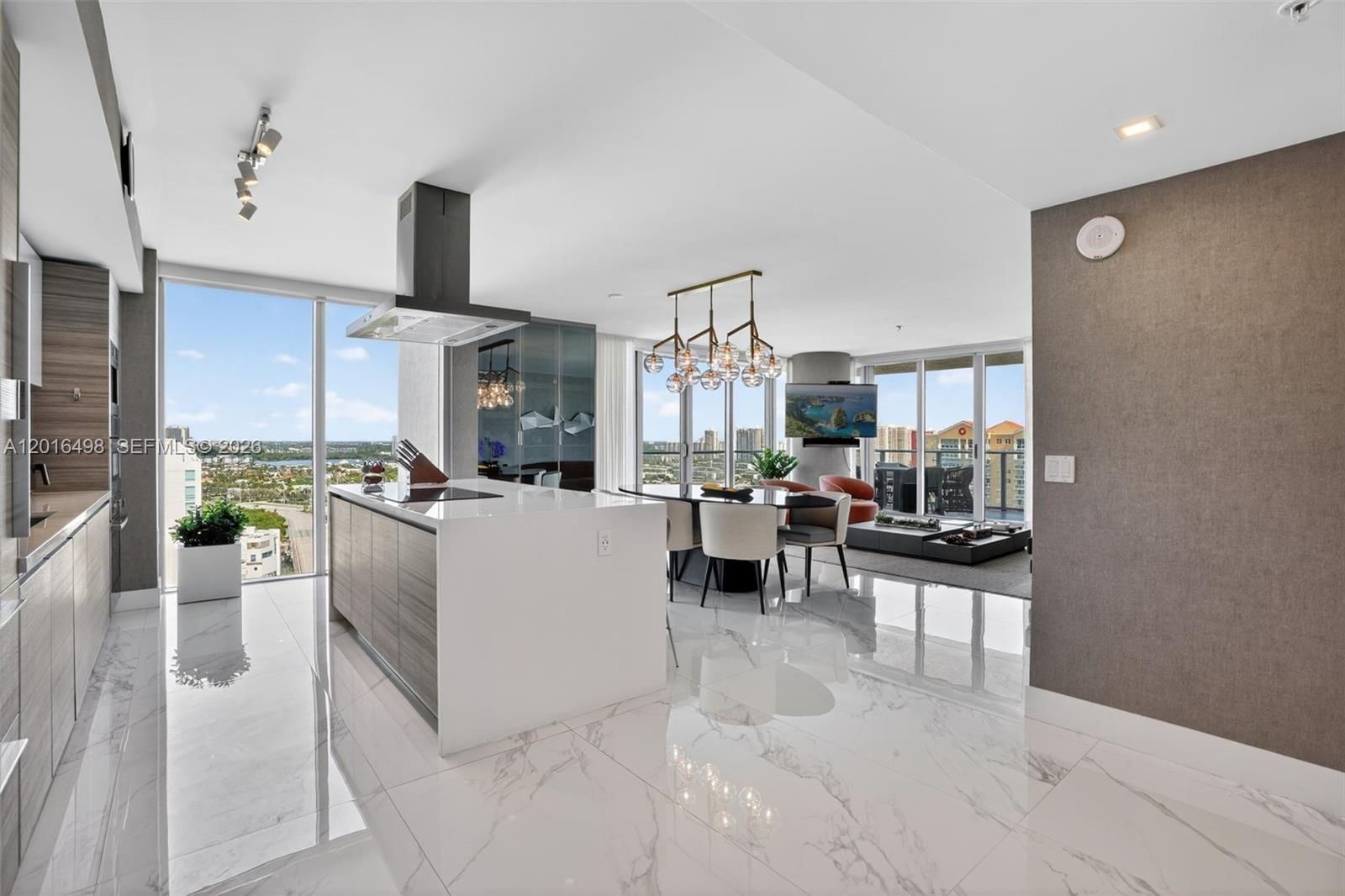 Real estate property located at 330 Sunny Isles Blvd #5-2301, Miami-dade, Parque Towers Condo, Sunny Isles Beach, FL