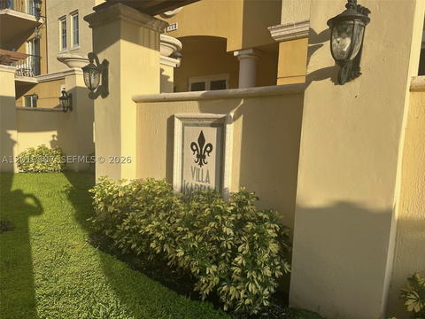 Real estate property located at 322 Madeira Ave #302, Miami-dade, Villa Isabella Condo, Coral Gables, FL