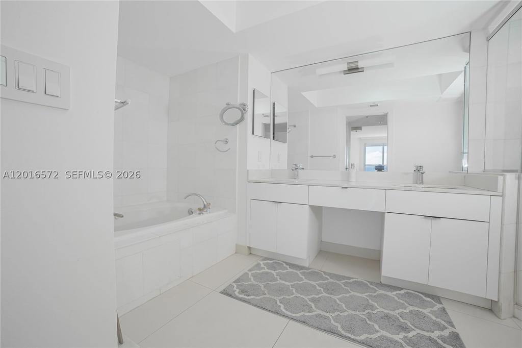 Real estate property located at 6301 Collins Ave #1102, Miami-dade, La Gorce Palace Condo, Miami Beach, FL