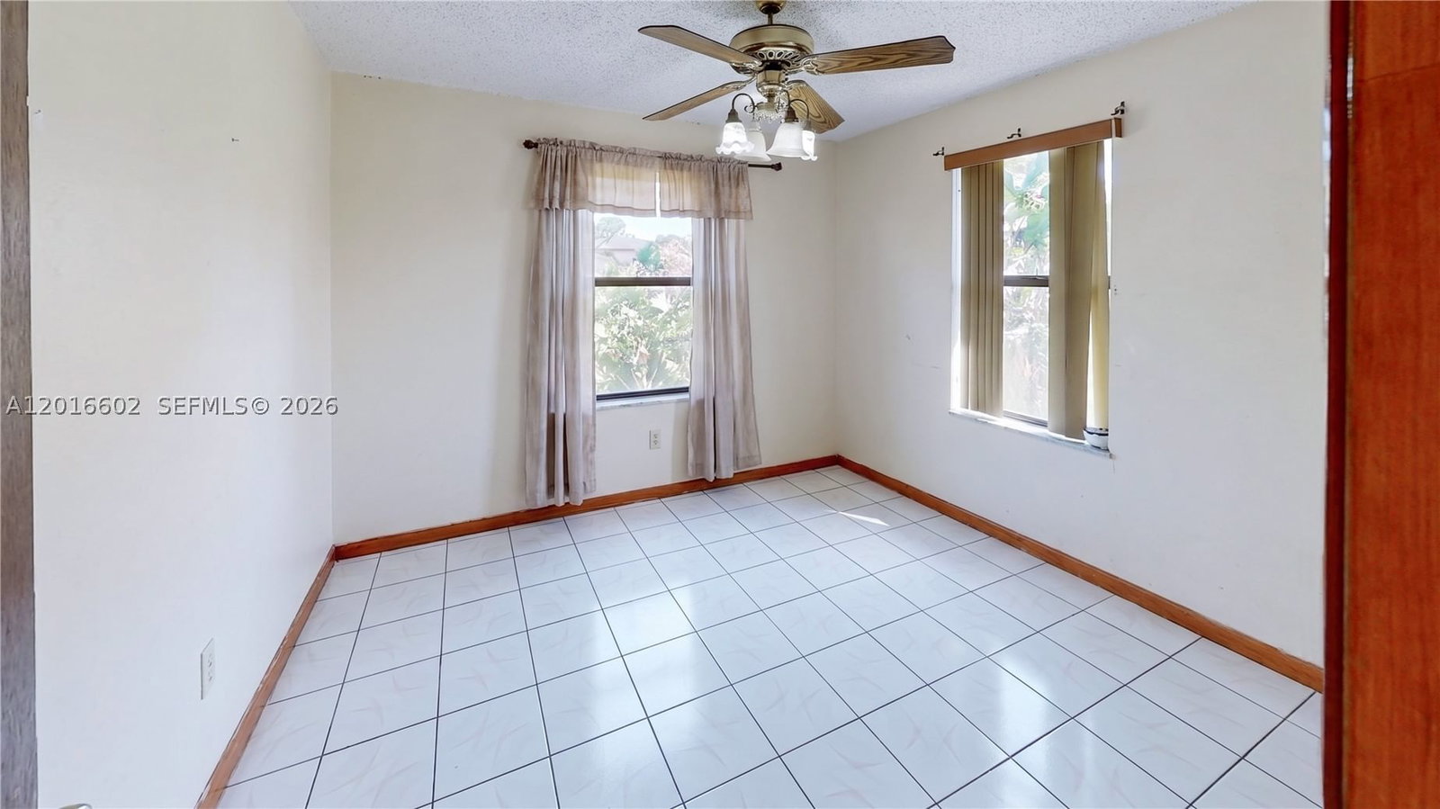 Real estate property located at 10900 177th Ter, Miami-dade, Green Hills Sec 3, Miami, FL