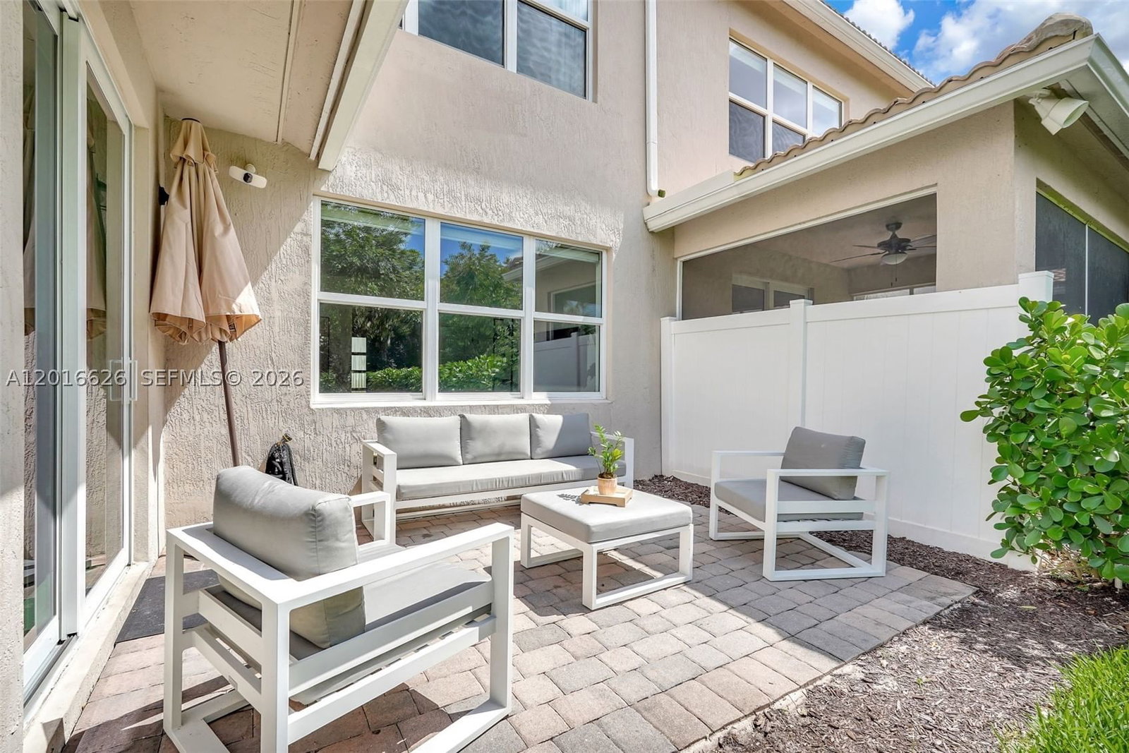 Real estate property located at 4774 Eucalyptus Dr, Broward, Hillcrest Country Club So, Hollywood, FL