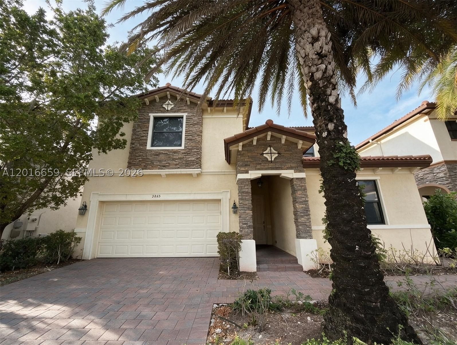 Real estate property located at 9845 86th Ter, Miami-dade, Doral Breeze, Doral, FL