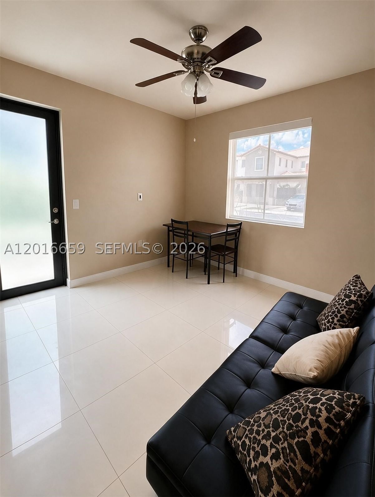 Real estate property located at 9845 86th Ter, Miami-dade, Doral Breeze, Doral, FL