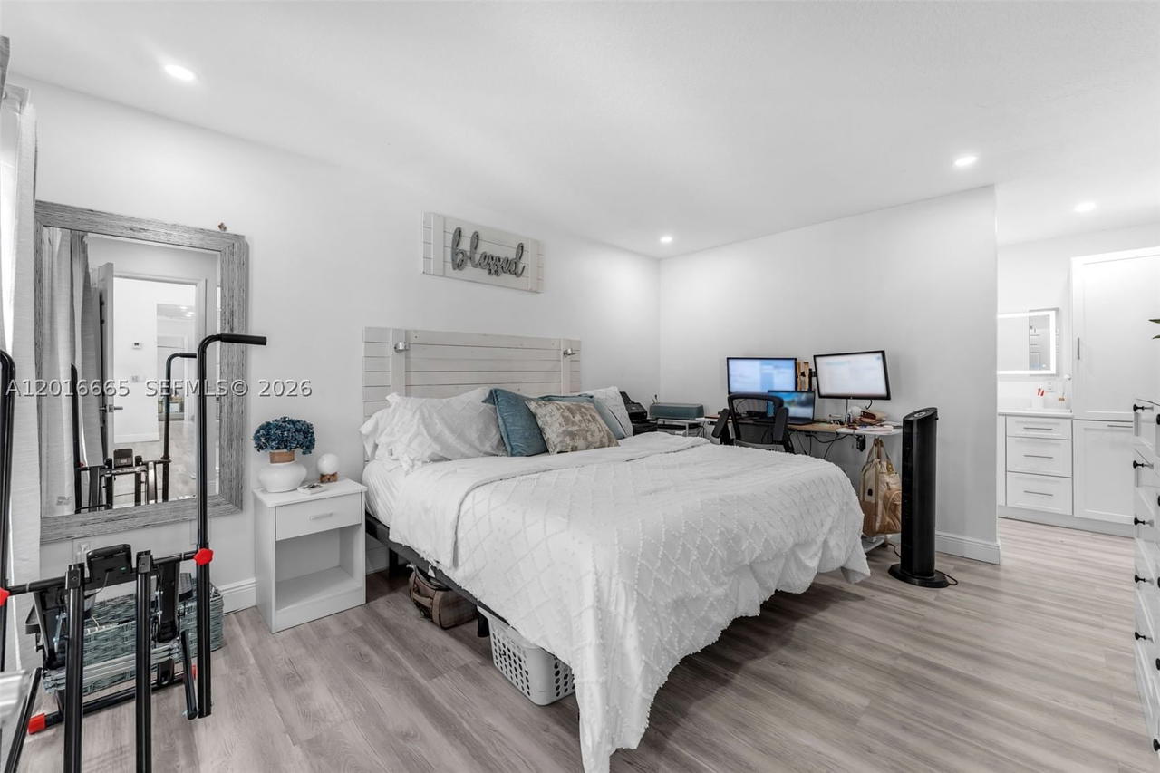 Real estate property located at 12247 203rd St, Miami-dade, Oak Park Sec 6, Miami, FL