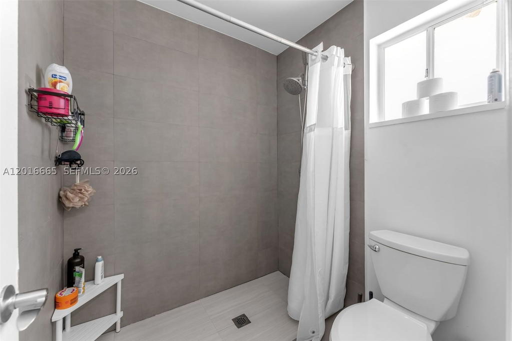 Real estate property located at 12247 203rd St, Miami-dade, Oak Park Sec 6, Miami, FL