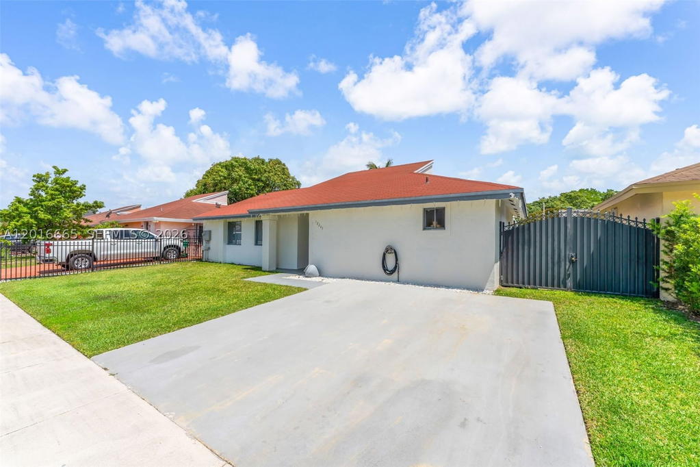 Real estate property located at 12247 203rd St, Miami-dade, Oak Park Sec 6, Miami, FL