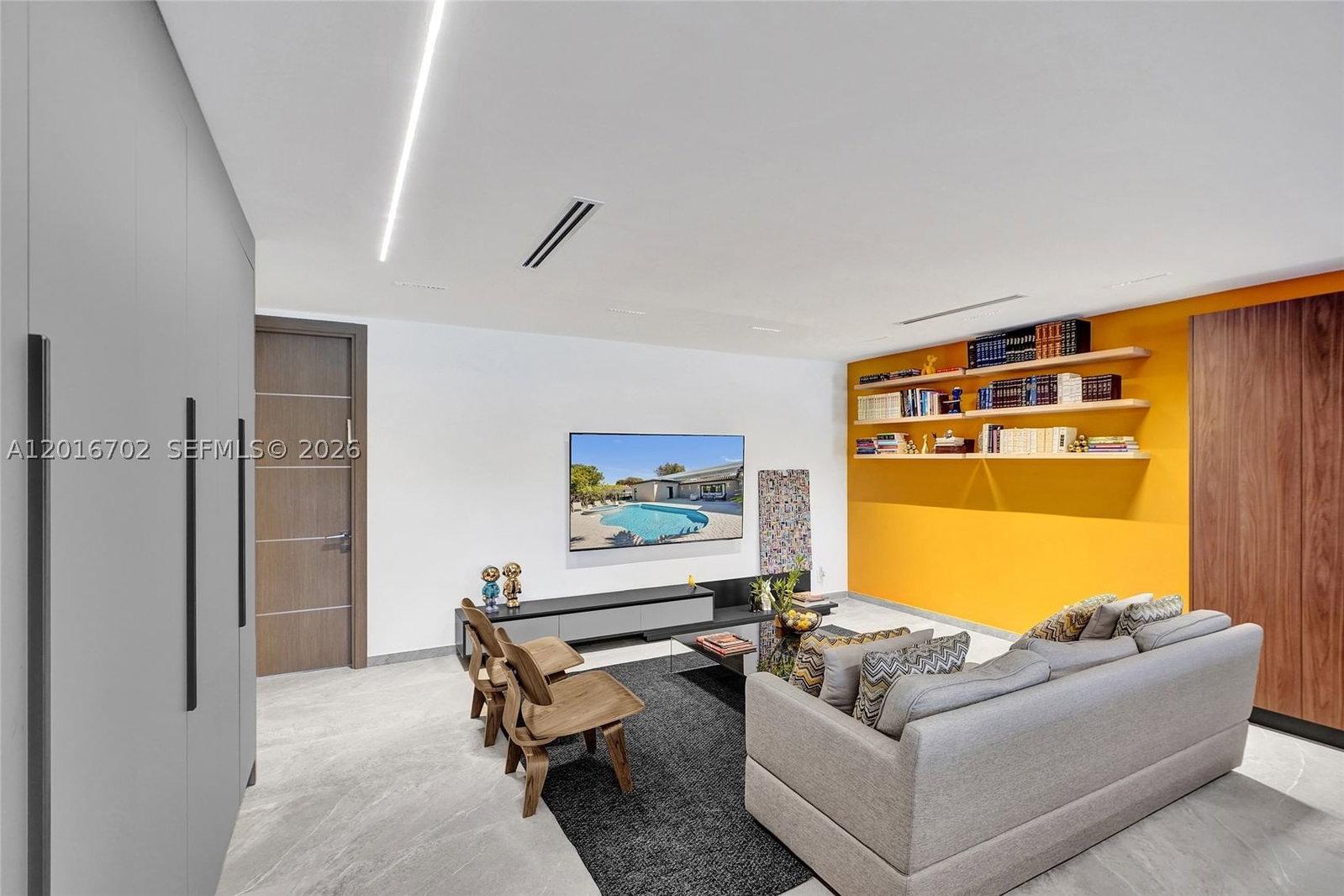 Real estate property located at 19694 24th Ave, Miami-dade, Skyknoll Estates Replat, Miami, FL