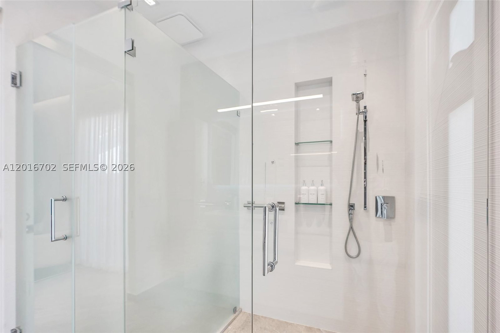 Real estate property located at 19694 24th Ave, Miami-dade, Skyknoll Estates Replat, Miami, FL
