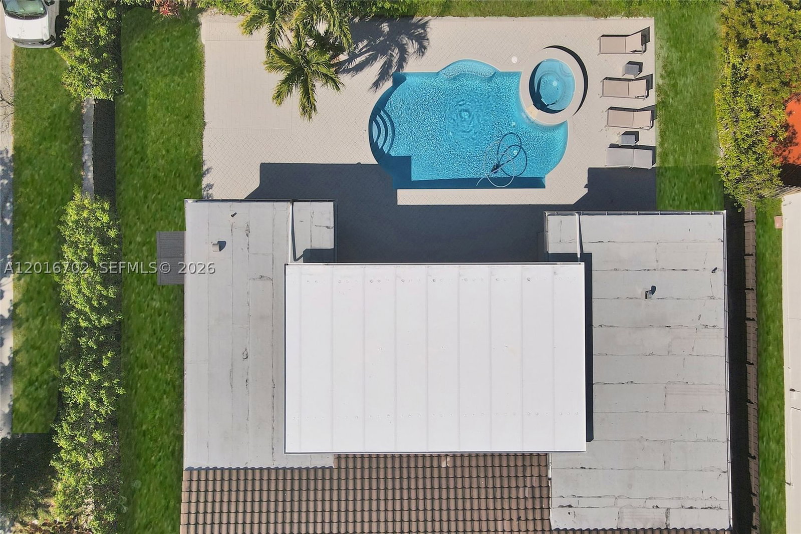 Real estate property located at 19694 24th Ave, Miami-dade, Skyknoll Estates Replat, Miami, FL