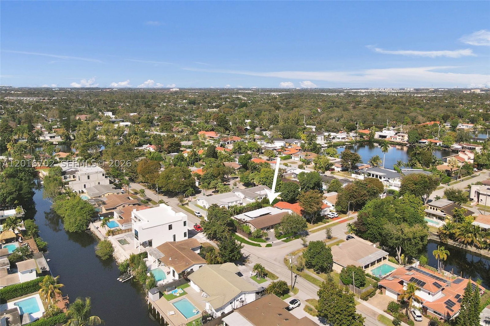 Real estate property located at 19694 24th Ave, Miami-dade, Skyknoll Estates Replat, Miami, FL