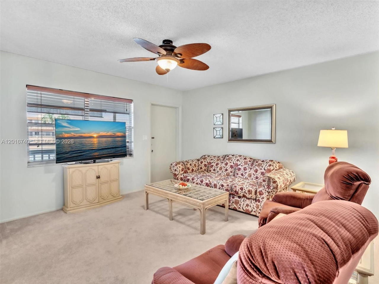 Real estate property located at 5300 Washington St J216, Broward, Beverly Hills Condo Numbe, Hollywood, FL
