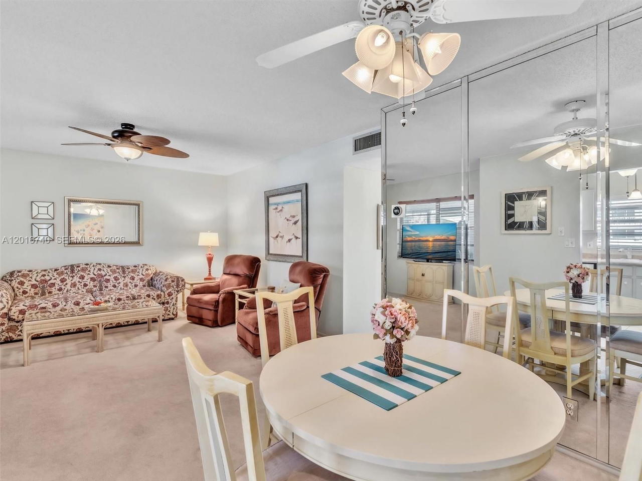 Real estate property located at 5300 Washington St J216, Broward, Beverly Hills Condo Numbe, Hollywood, FL