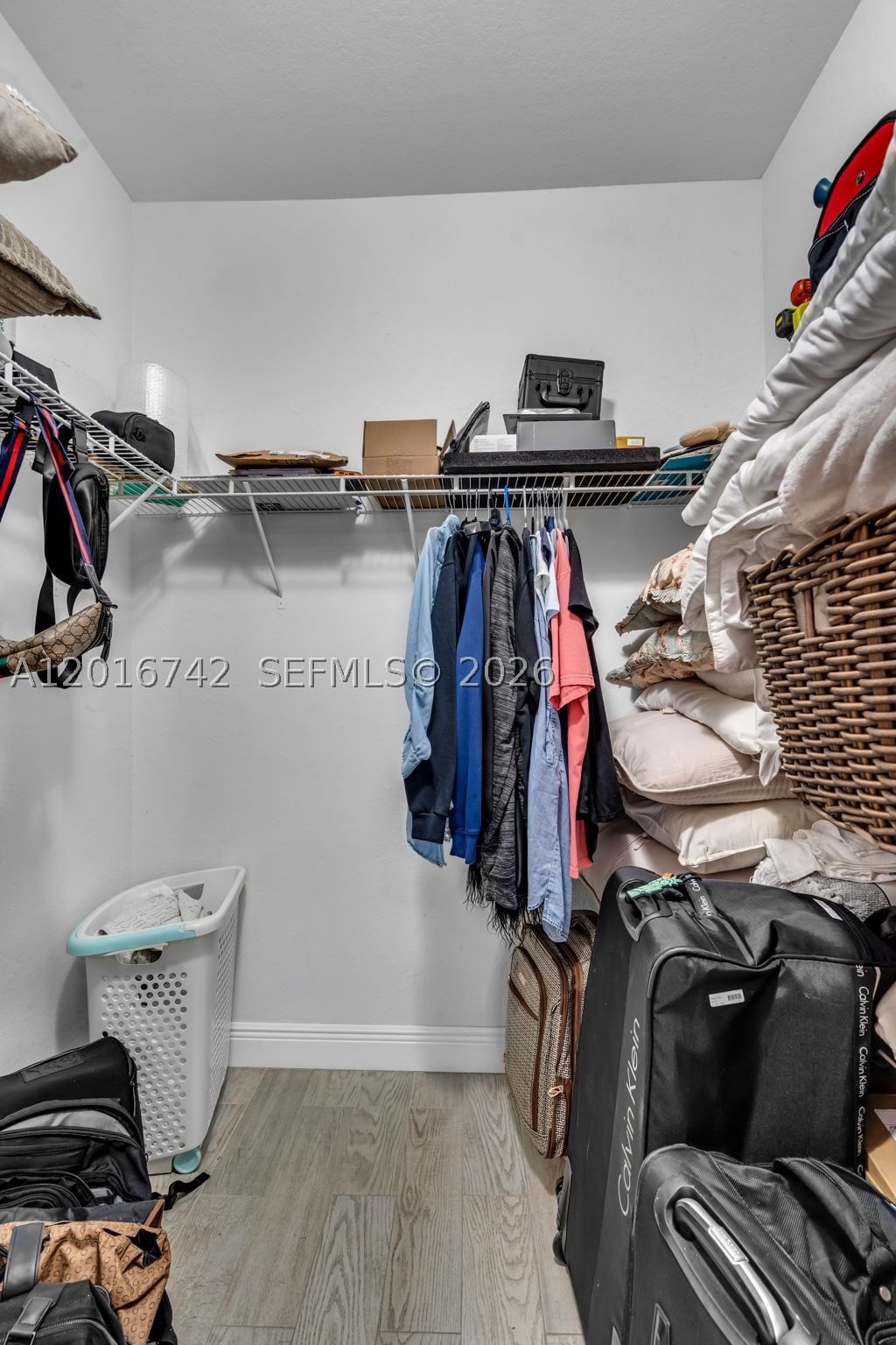 Real estate property located at 8936 35th Ln, Miami-dade, Bellagio Villas, Hialeah, FL