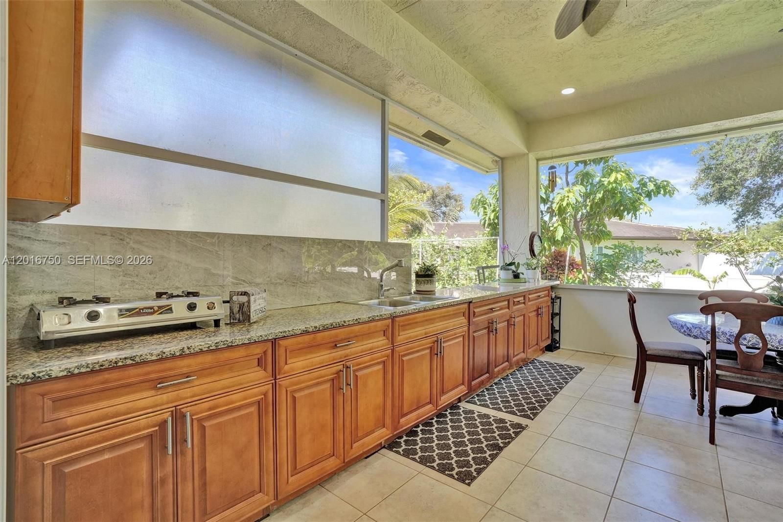 Real estate property located at 4401 74th Ter, Broward, Davie Country Estates, Davie, FL