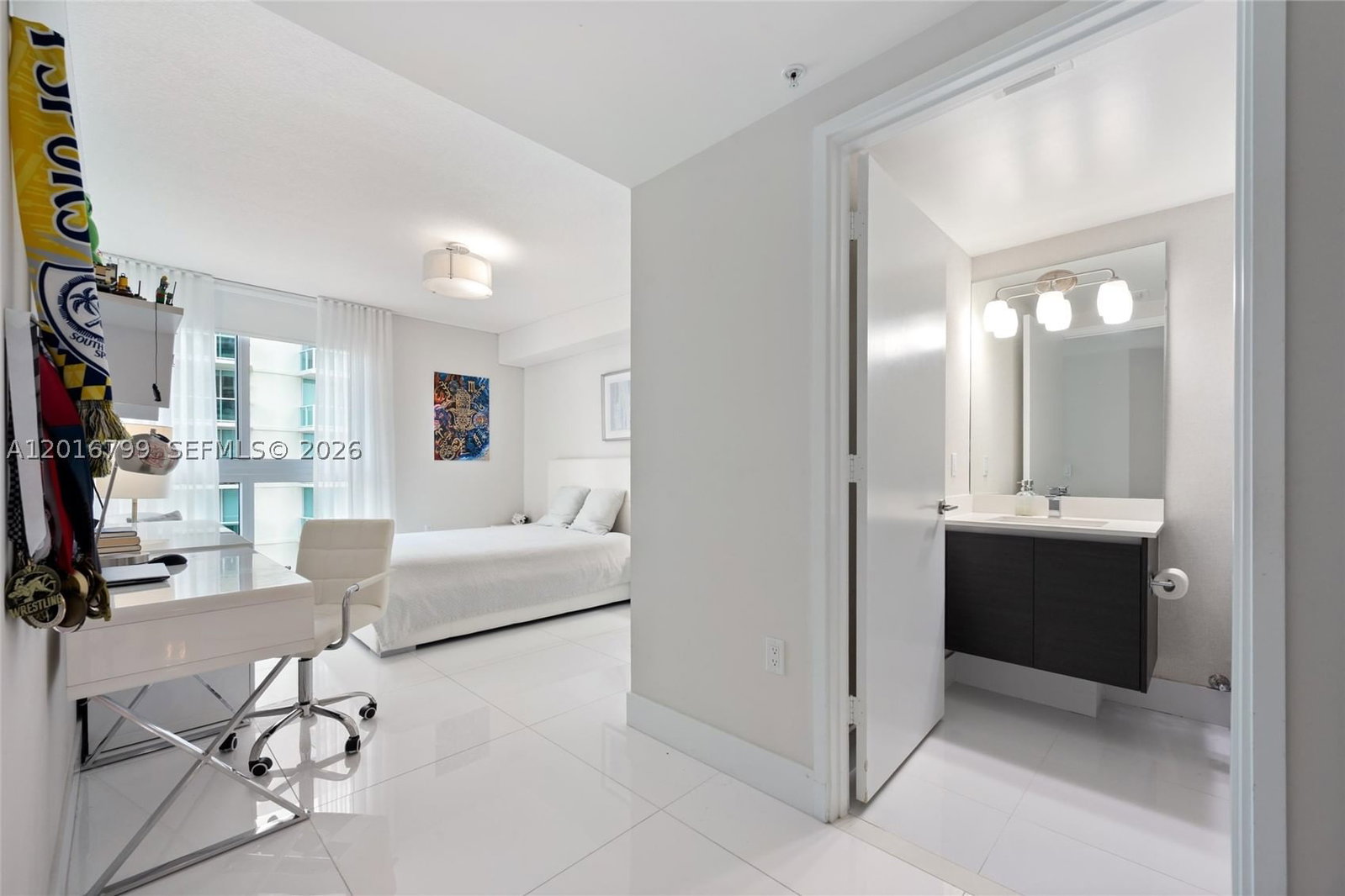Real estate property located at 300 Sunny Isles Blvd #4-1501, Miami-dade, Parque Towers Condo, Sunny Isles Beach, FL