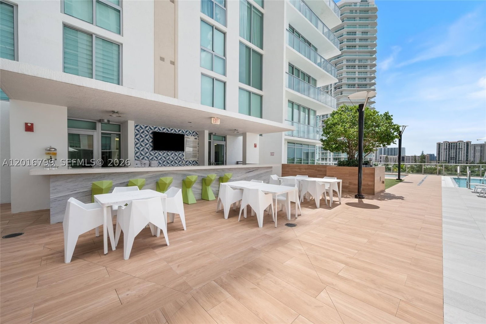 Real estate property located at 300 Sunny Isles Blvd #4-1501, Miami-dade, Parque Towers Condo, Sunny Isles Beach, FL