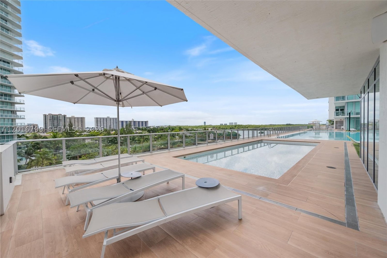 Real estate property located at 300 Sunny Isles Blvd #4-1501, Miami-dade, Parque Towers Condo, Sunny Isles Beach, FL