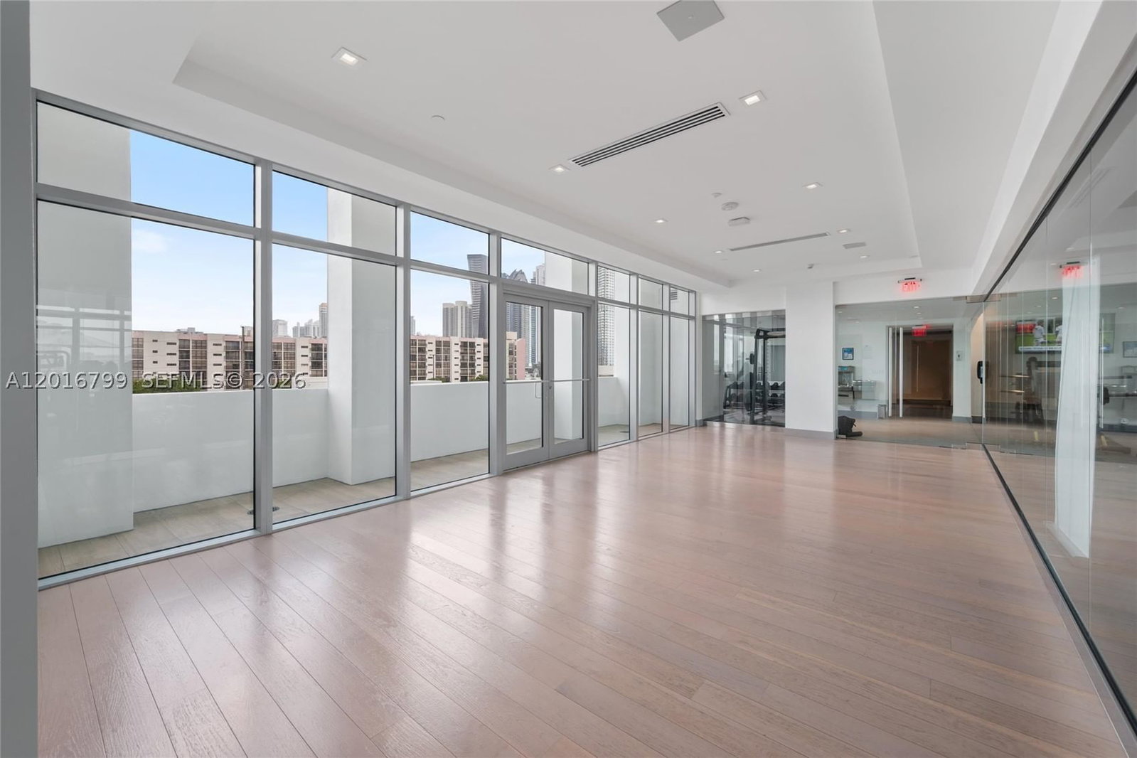 Real estate property located at 300 Sunny Isles Blvd #4-1501, Miami-dade, Parque Towers Condo, Sunny Isles Beach, FL