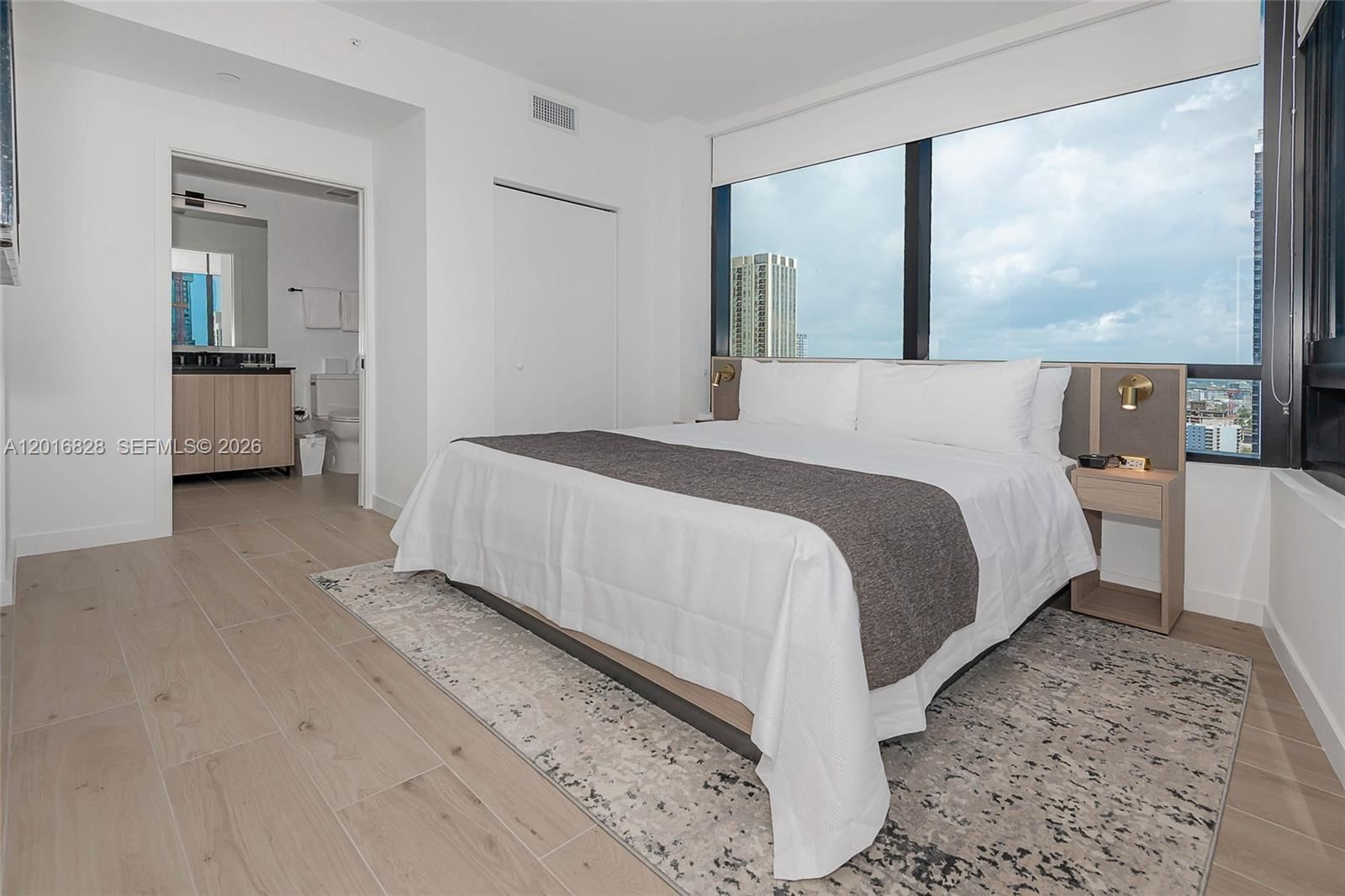 Real estate property located at 225 Miami Ave #2801, Miami-dade, District 225 Condo, Miami, FL