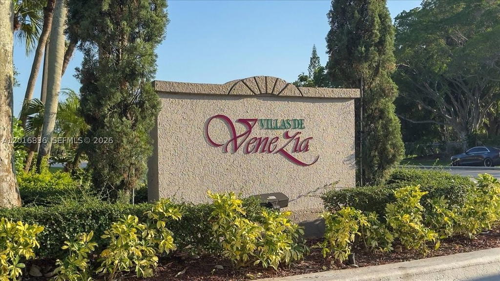 Real estate property located at 9860 Nob Hill Ln #9860, Broward, Villas De Venezia, Sunrise, FL