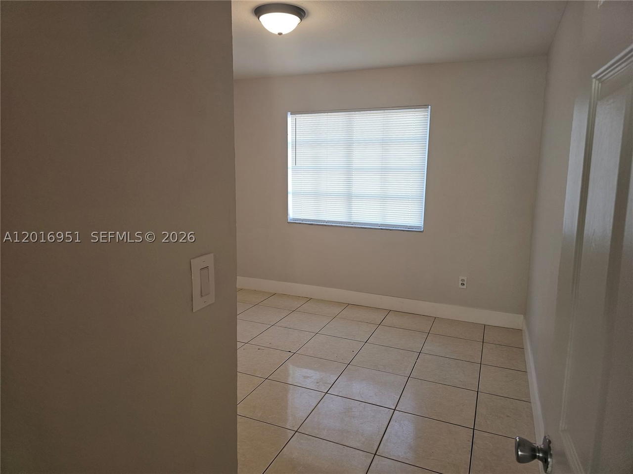 Real estate property located at 7692 178th Ter, Miami-dade, San Mateo, Hialeah, FL