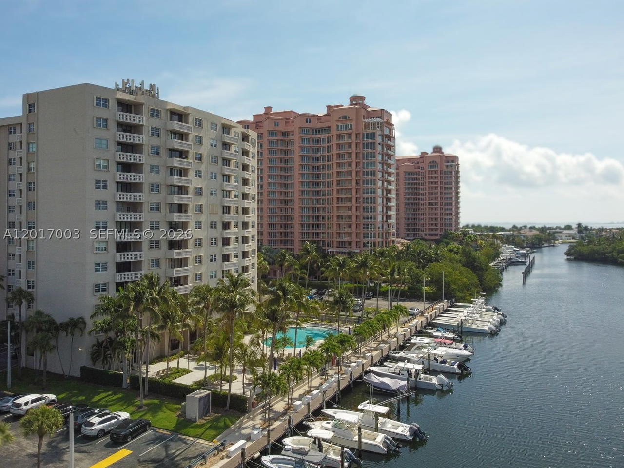 Real estate property located at 90 Edgewater Dr #114, Miami-dade, Gables Waterway Towers Co, Coral Gables, FL