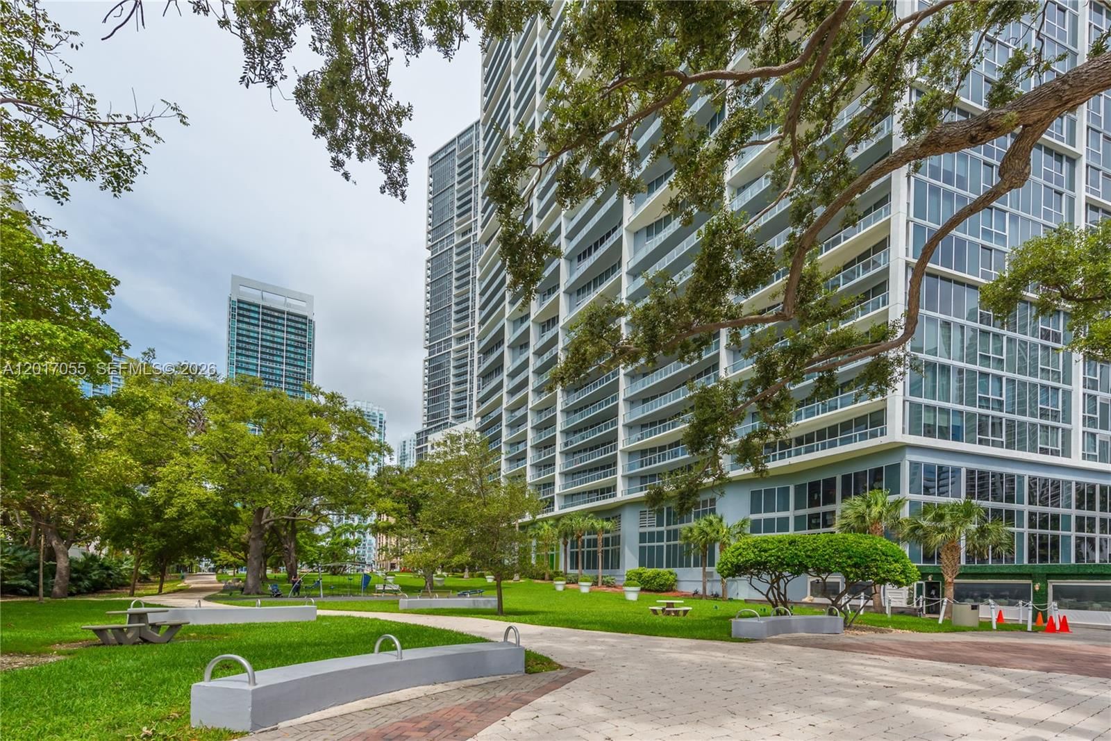 Real estate property located at 485 Brickell Ave #4606, Miami-dade, Icon Brickell Condo No 3, Miami, FL