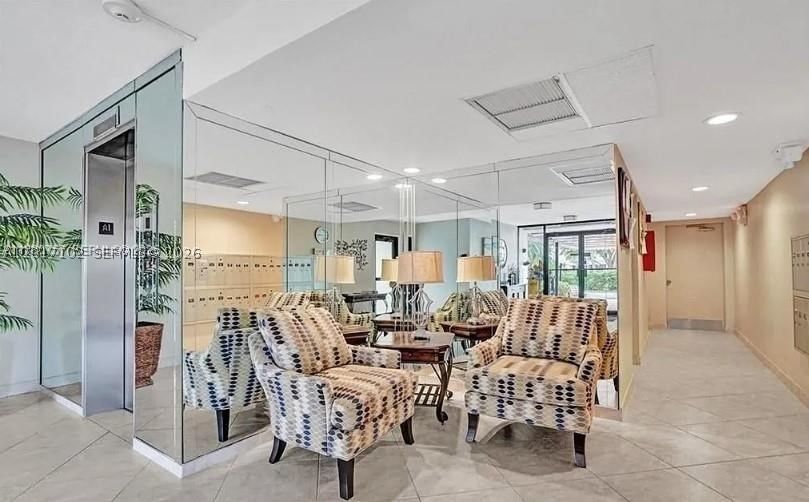 Real estate property located at 3051 Palm Aire Dr #201, Broward, No 34 Palm-aire Country C, Pompano Beach, FL