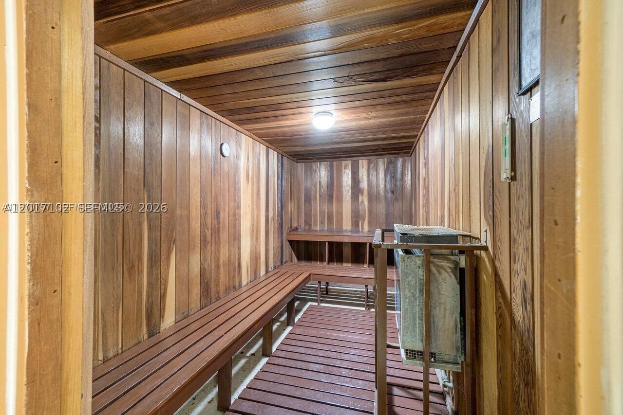 Real estate property located at 3051 Palm Aire Dr #201, Broward, No 34 Palm-aire Country C, Pompano Beach, FL