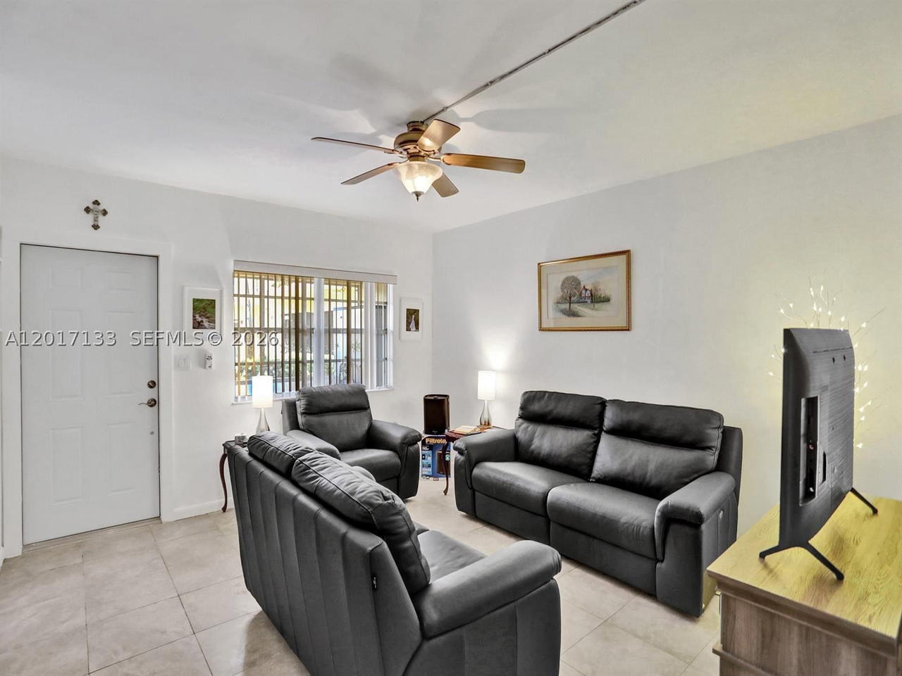 Real estate property located at 2040 81st Ave #117, Broward, University Manors Condo N, Pembroke Pines, FL