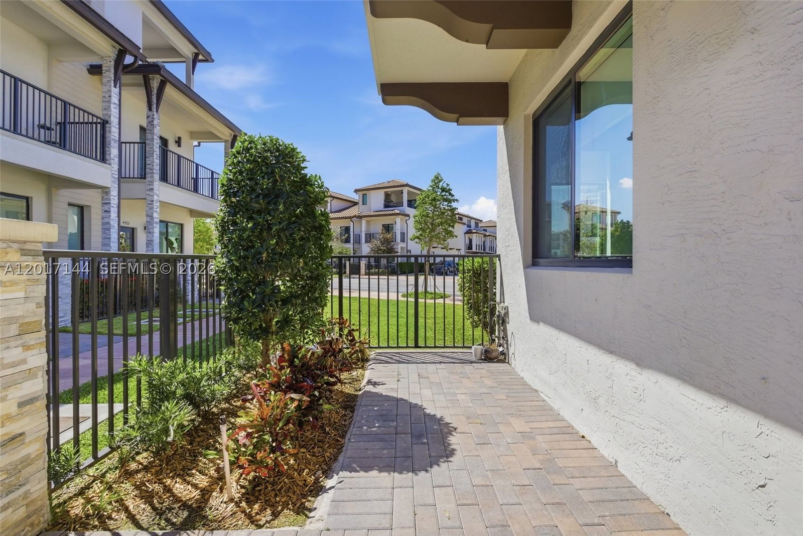 Real estate property located at 4426 83rd Pkwy, Miami-dade, Downtown Doral, Doral, FL