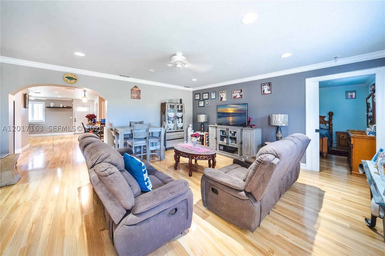 Real estate property located at 6472 Pierce St, Broward, Boulevard Heights Sec 6, Hollywood, FL