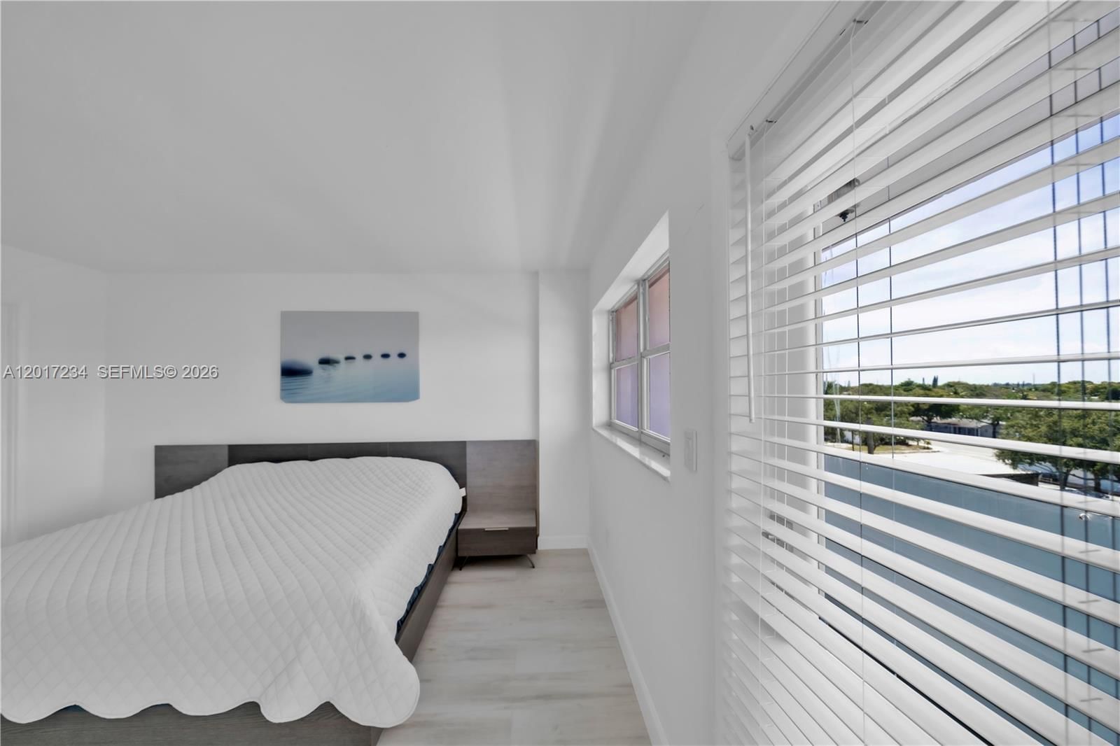 Real estate property located at 1720 Jefferson St #511, Broward, Sun Haven Towers Condo, Hollywood, FL
