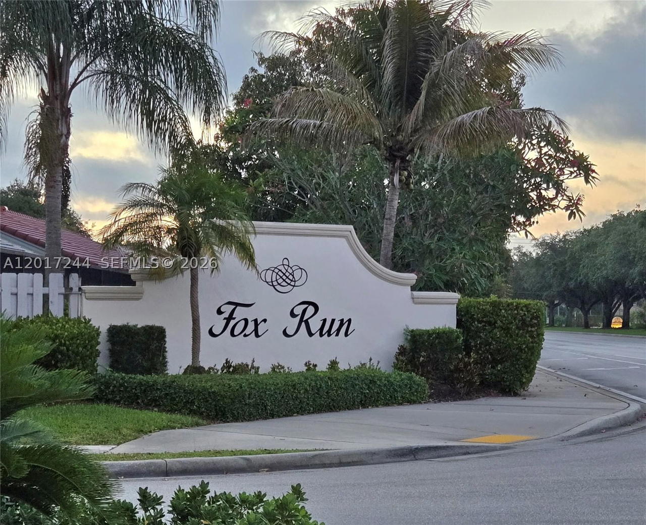 Real estate property located at 10940 18th Ct, Broward, Jacaranda Parcel 108, Plantation, FL