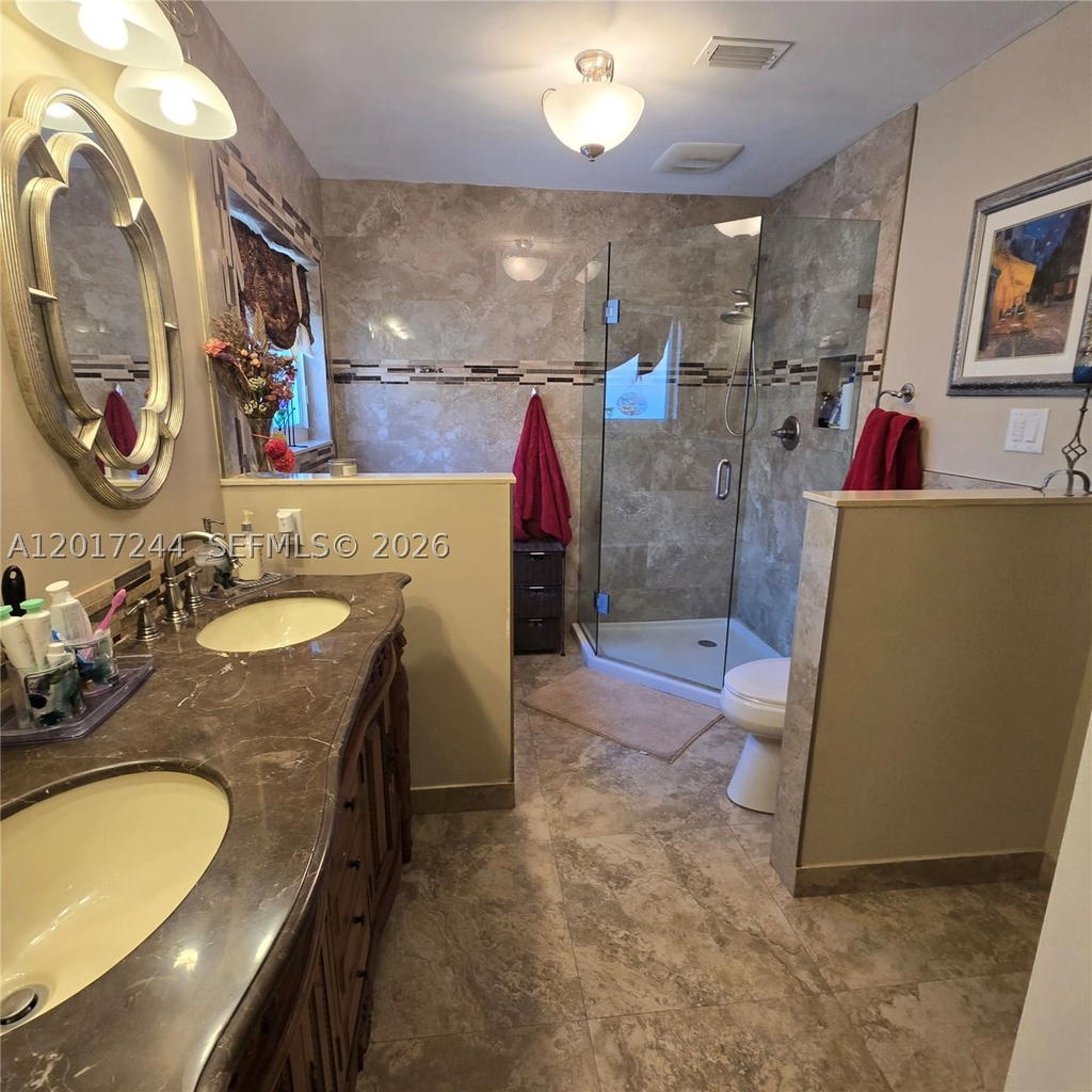 Real estate property located at 10940 18th Ct, Broward, Jacaranda Parcel 108, Plantation, FL