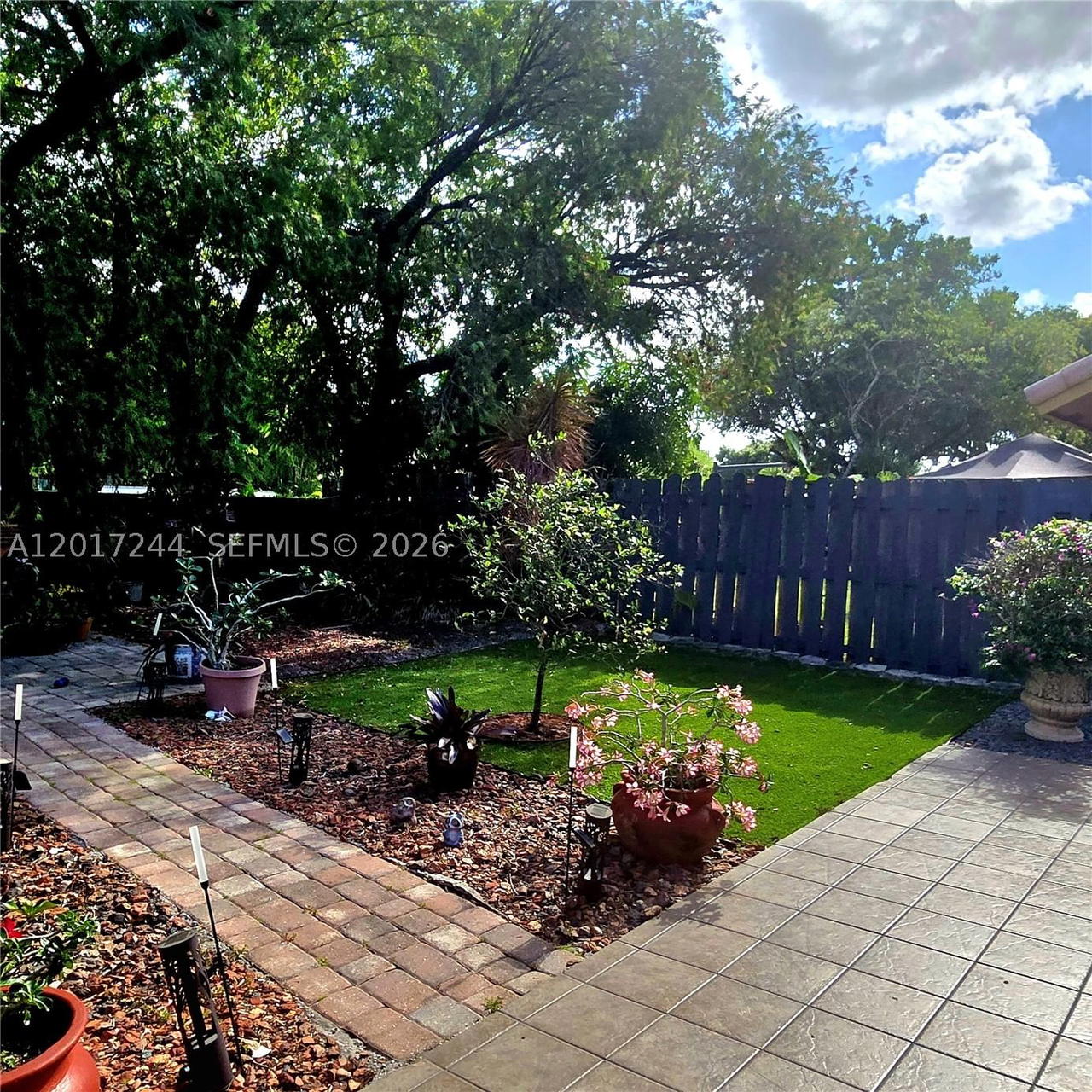 Real estate property located at 10940 18th Ct, Broward, Jacaranda Parcel 108, Plantation, FL
